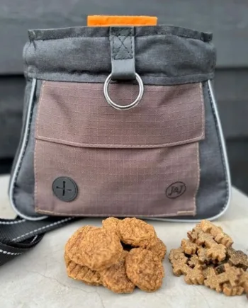 Dicte Godbidstaske By Irene Jarnved  Brun