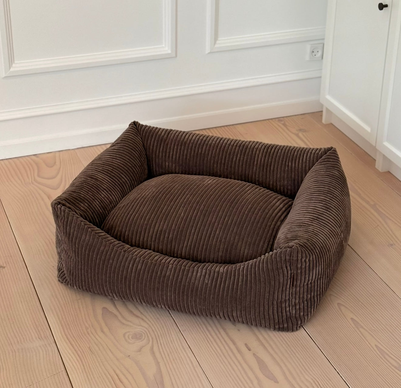 Bjørk Hundekurv Mørk Brun   Bred Fløjl Small