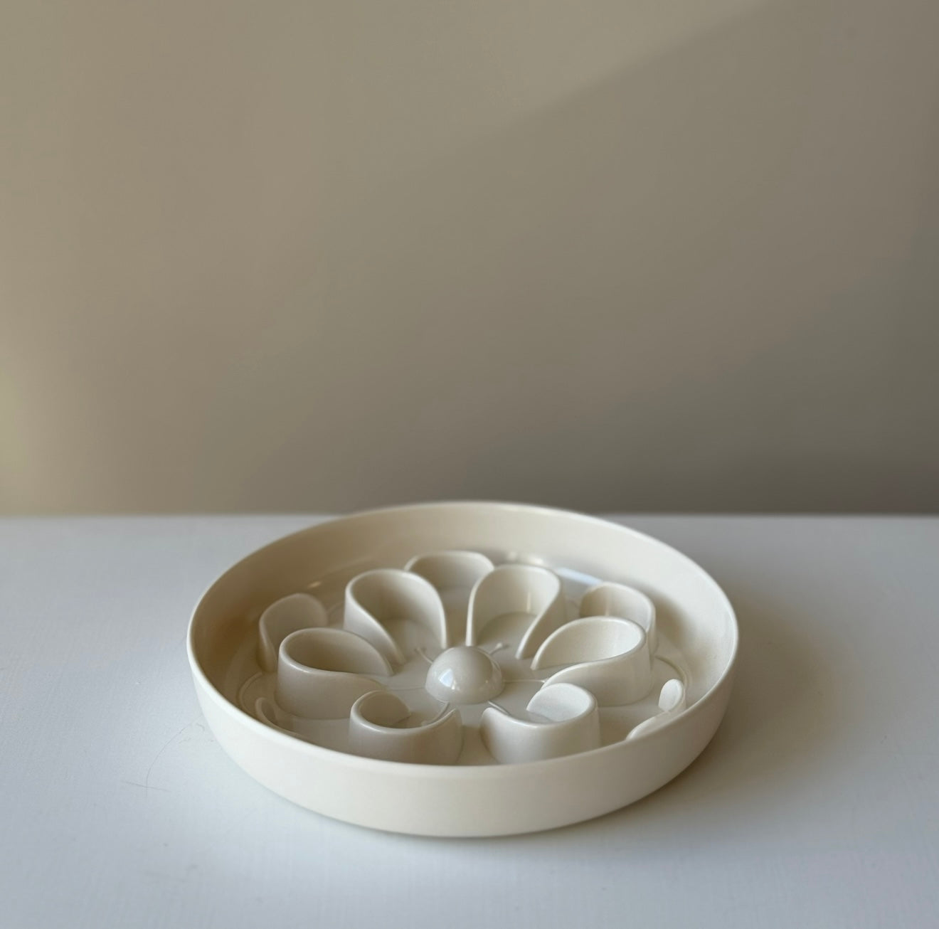 Slikkemåtte Blomst Beige